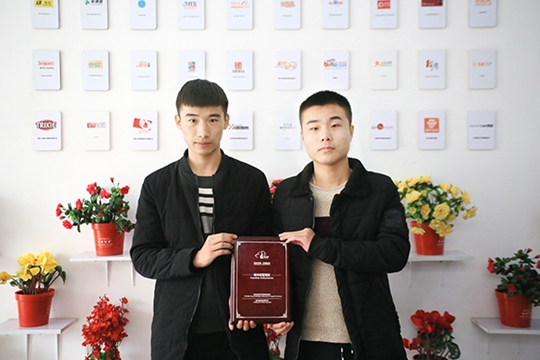 祝贺派多格学员申先生与闫先生在河南开店