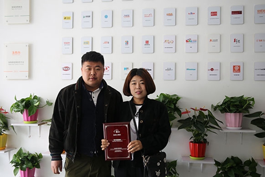 祝贺派多格学员崔先生与刘女士在内蒙开店