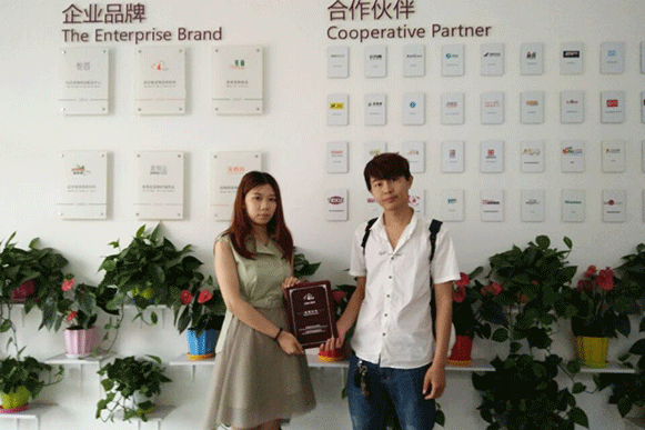 祝贺派多格学员崔先生与李女士在天津开店